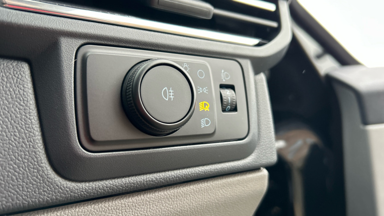 Ford Transit Custom 280 L1 Diesel Fwd 2.0 EcoBlue 136ps H1 Van Limited